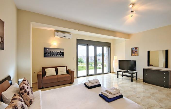 Image No.11-6 Bed Villa for sale