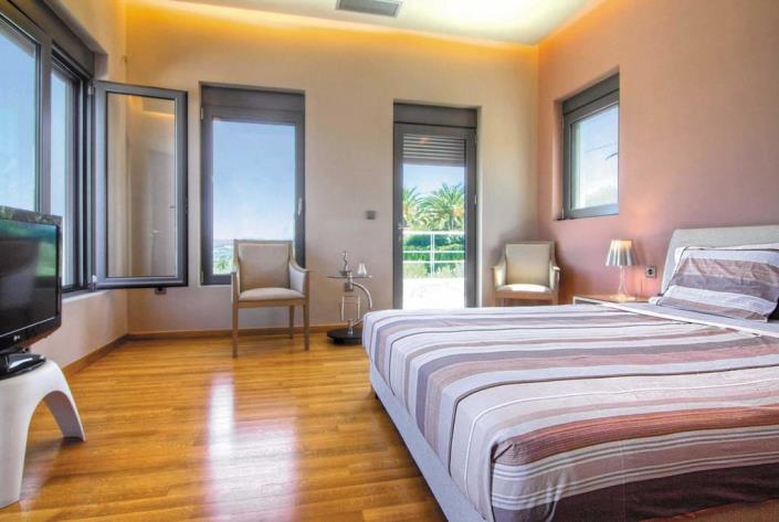 Image No.7-6 Bed Villa for sale