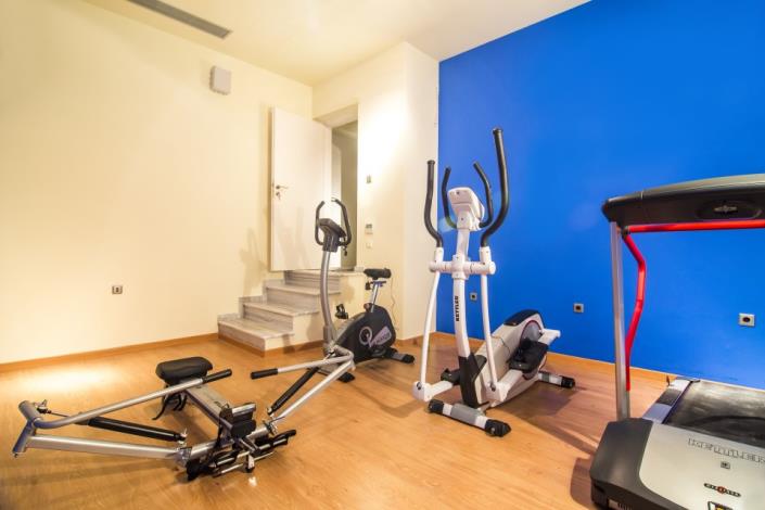 Image No.20-6 Bed Villa for sale