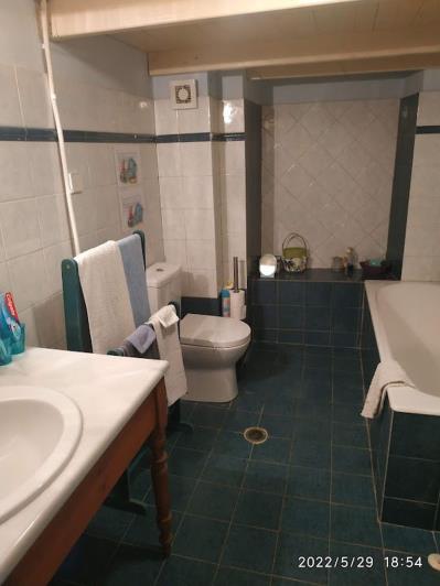 Image No.8-4 Bed House for sale