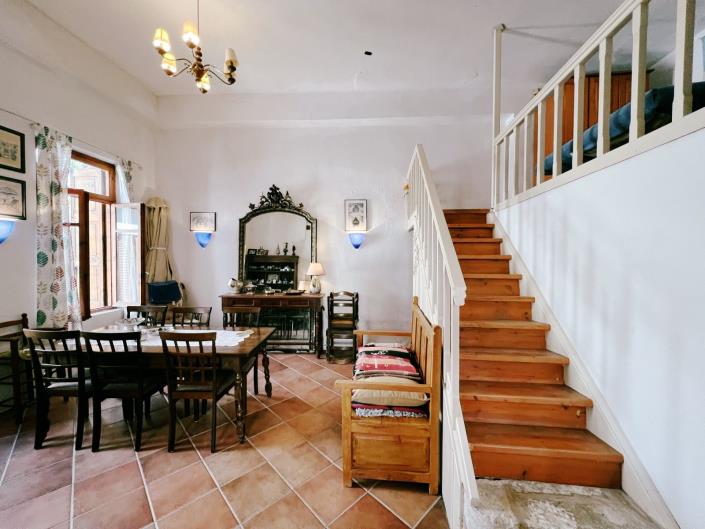 Image No.18-4 Bed House for sale