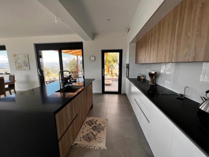 Image No.5-4 Bed Villa for sale