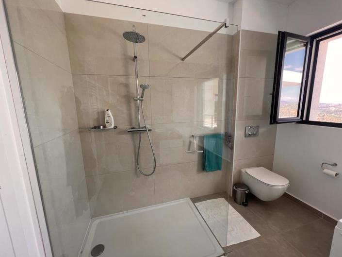 Image No.20-4 Bed Villa for sale