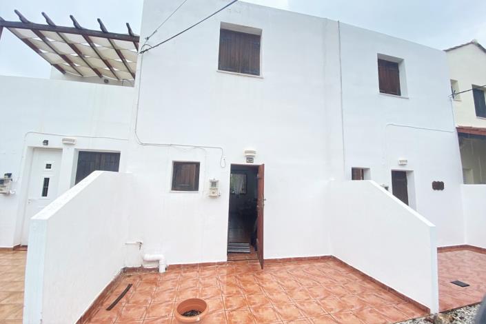 Image No.5-1 Bed Townhouse for sale