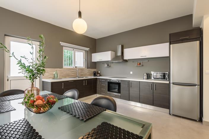 Image No.12-3 Bed Apartment for sale