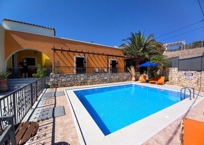 Image No.1-2 Bed House for sale