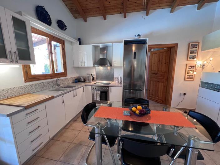 Image No.6-2 Bed Villa for sale