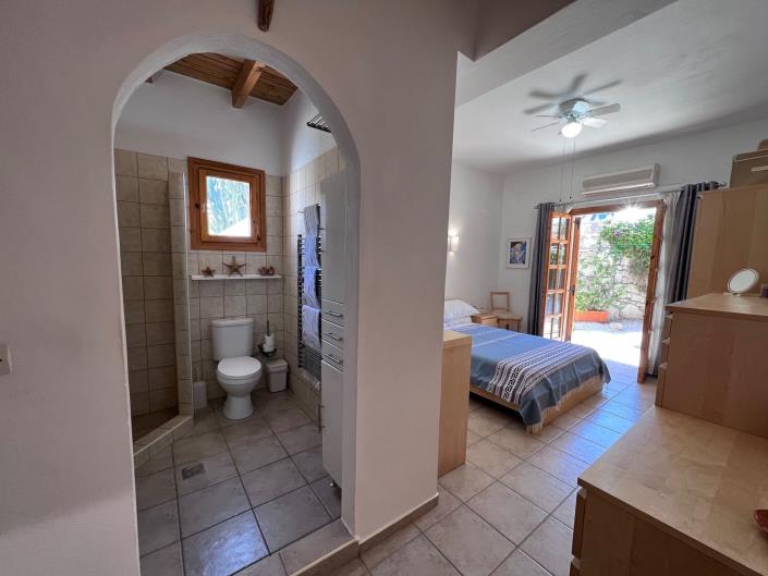 Image No.9-2 Bed Villa for sale