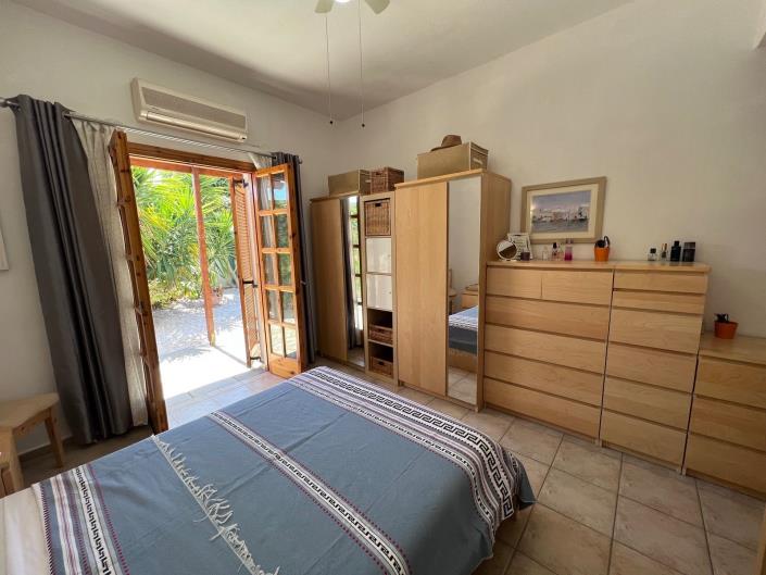 Image No.12-2 Bed Villa for sale