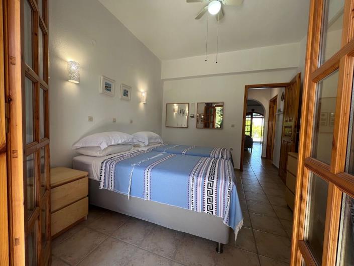 Image No.18-2 Bed Villa for sale