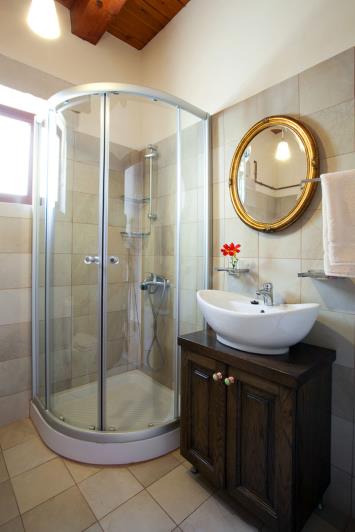 Image No.8-2 Bed Villa for sale