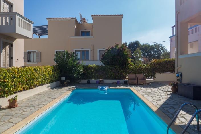 Image No.17-2 Bed Villa for sale