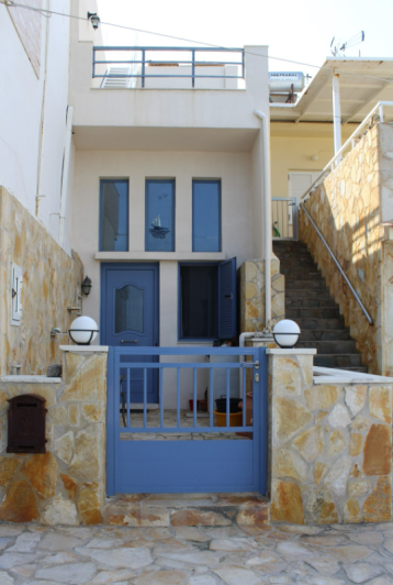 Image No.1-2 Bed House for sale