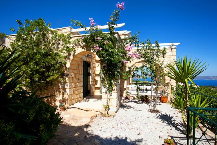 Image No.2-2 Bed Villa for sale