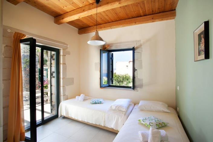 Image No.10-2 Bed Villa for sale