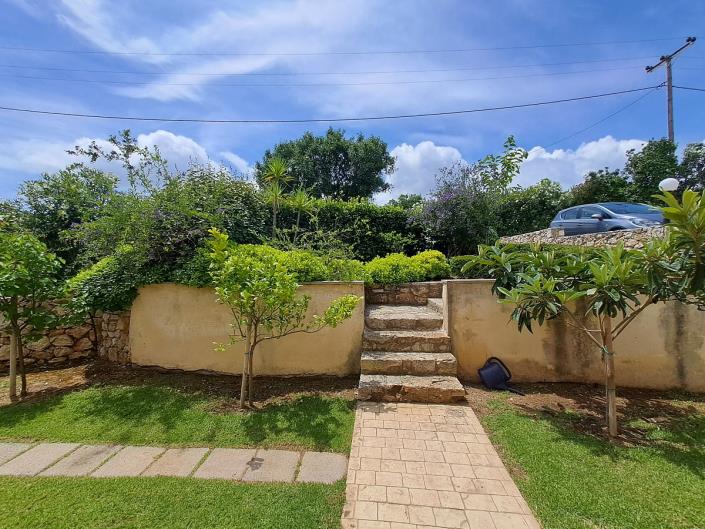 Image No.42-3 Bed Villa for sale