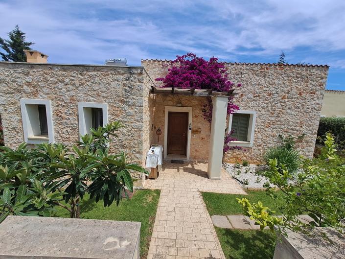 Image No.45-3 Bed Villa for sale