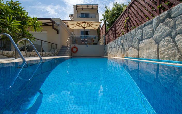 Image No.1-3 Bed House for sale