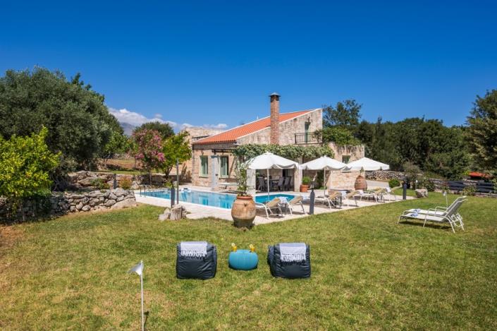 Image No.1-4 Bed Villa for sale