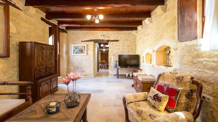 Image No.8-3 Bed House for sale