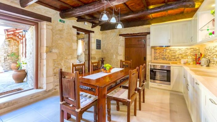 Image No.10-3 Bed House for sale