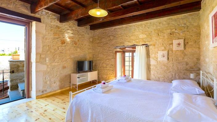 Image No.15-3 Bed House for sale