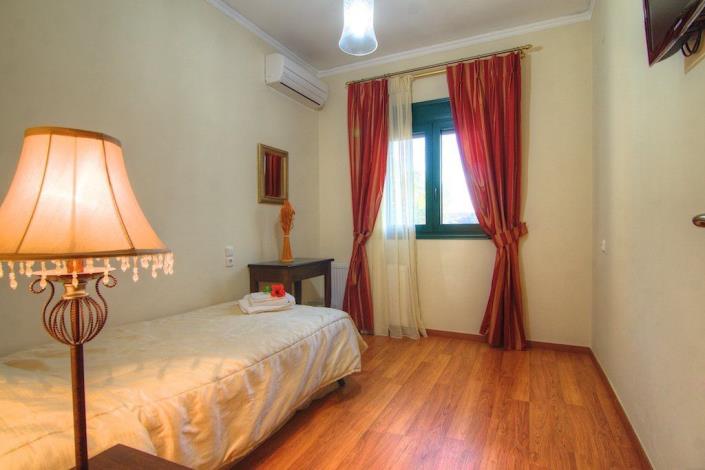 Image No.4-4 Bed Villa for sale