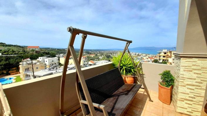 Image No.2-Villa de 4 chambres à vendre à Chania