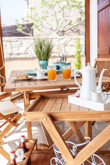 Image No.8-2 Bed Villa for sale