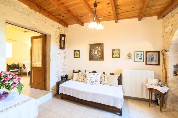 Image No.7-Villa de 4 chambres à vendre à Gavalohori