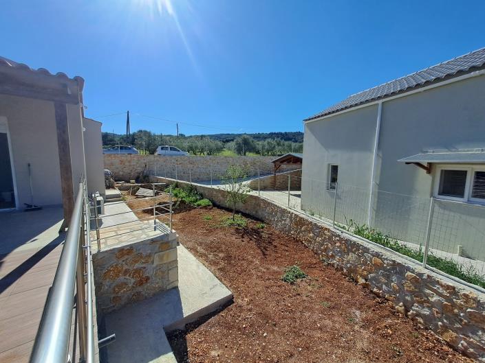 Image No.26-Villa de 2 chambres à vendre à Armeni