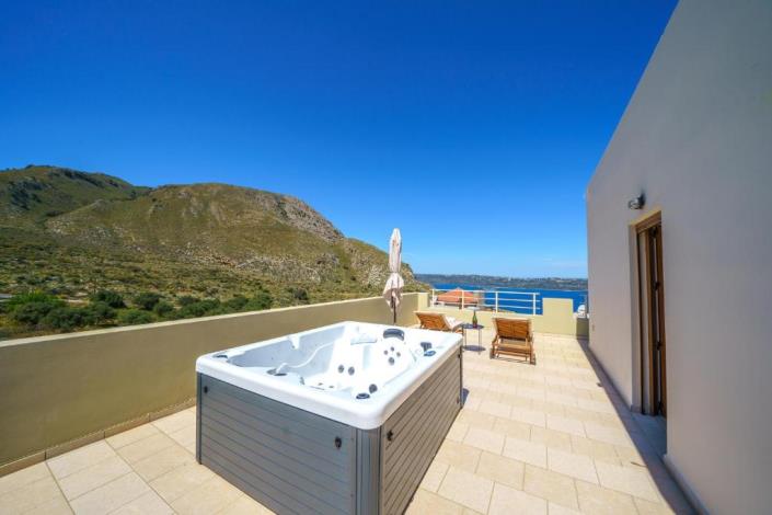 Image No.9-5 Bed Villa for sale