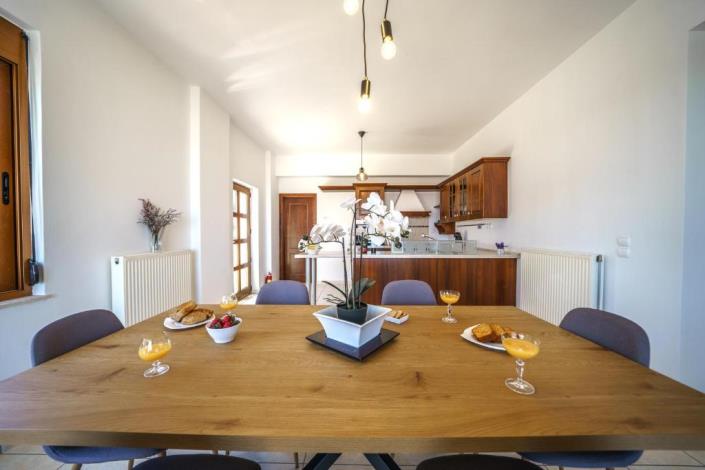 Image No.13-5 Bed Villa for sale