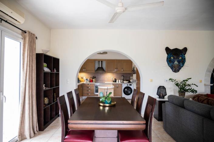 Image No.9-Villa de 3 chambres à vendre à Kaina