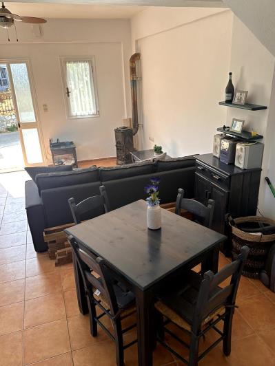 Image No.6-2 Bed House for sale