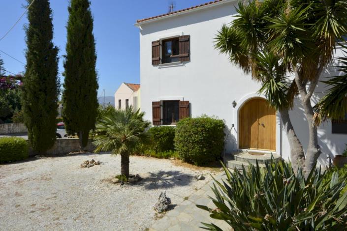 Image No.2-3 Bed House for sale