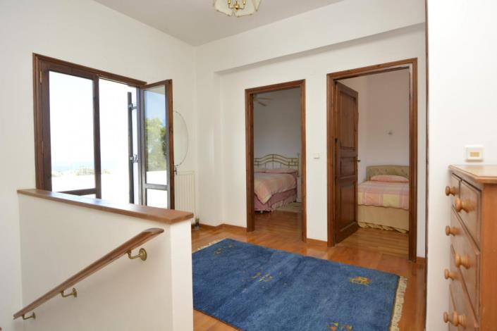 Image No.20-3 Bed House for sale