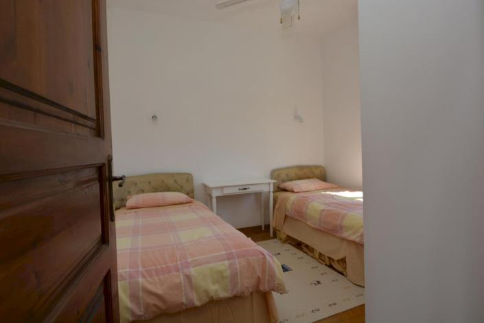 Image No.21-3 Bed House for sale