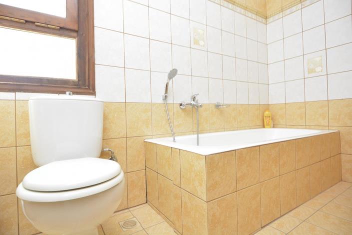 Image No.27-3 Bed House for sale