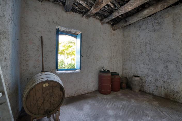 Image No.7-1 Bed House for sale