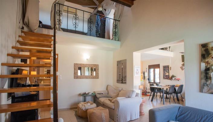 Image No.54-Appartement de 5 chambres à vendre à Tavronitis