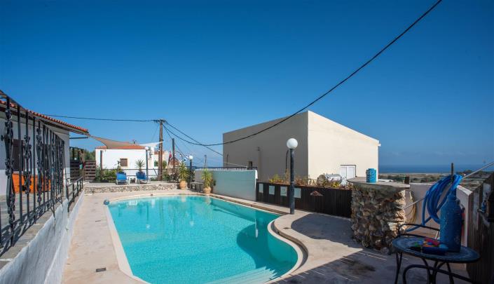 Image No.56-Appartement de 5 chambres à vendre à Tavronitis