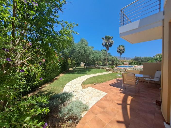 Image No.9-2 Bed Villa for sale