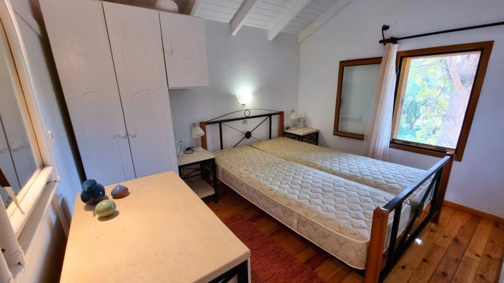 Image No.7-2 Bed House for sale