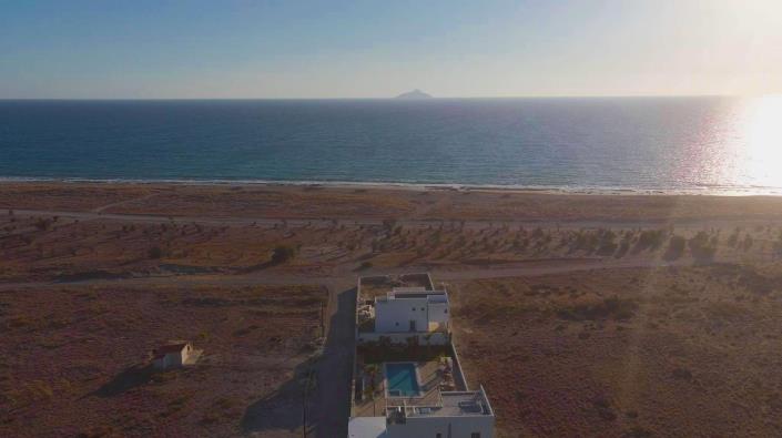 Image No.3-3 Bed Villa for sale