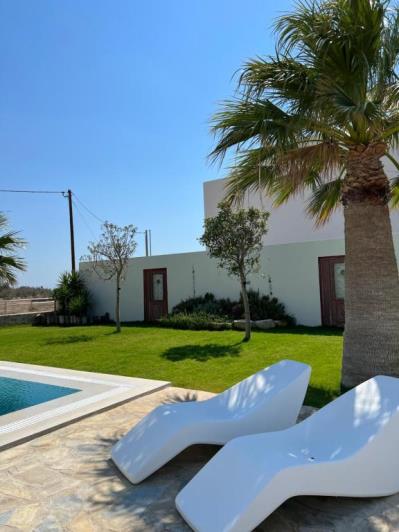 Image No.9-3 Bed Villa for sale