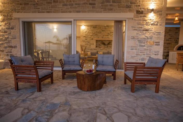 Image No.21-3 Bed Villa for sale