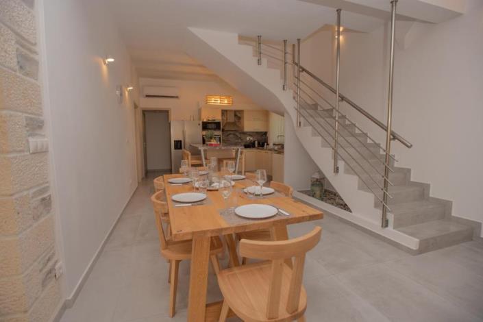 Image No.28-3 Bed Villa for sale