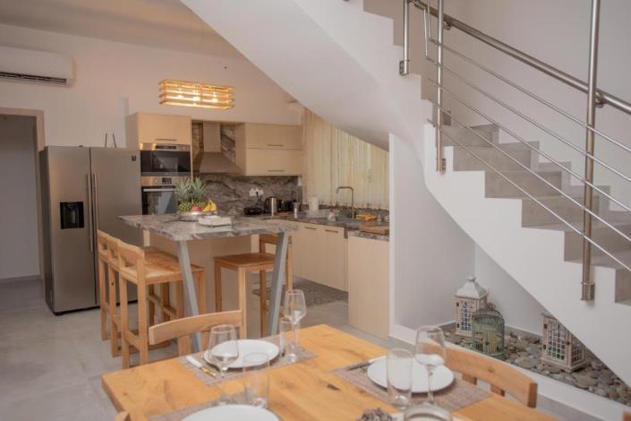 Image No.29-3 Bed Villa for sale