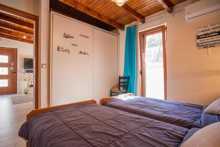 Image No.40-Villa de 5 chambres à vendre à Platanos